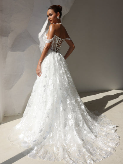 A-Line/Princess Sweetheart Wedding Dresses Lace Sweep Train/Brush Train