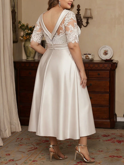 Princess Scoop Satin Plus Size Mother of the Bride Dresses Lace Half Sleeves Tea-Length