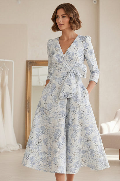 Elegant V-Neck  Mother of the Bride Dresses Floral Tea-Length 3/4 Sleeves