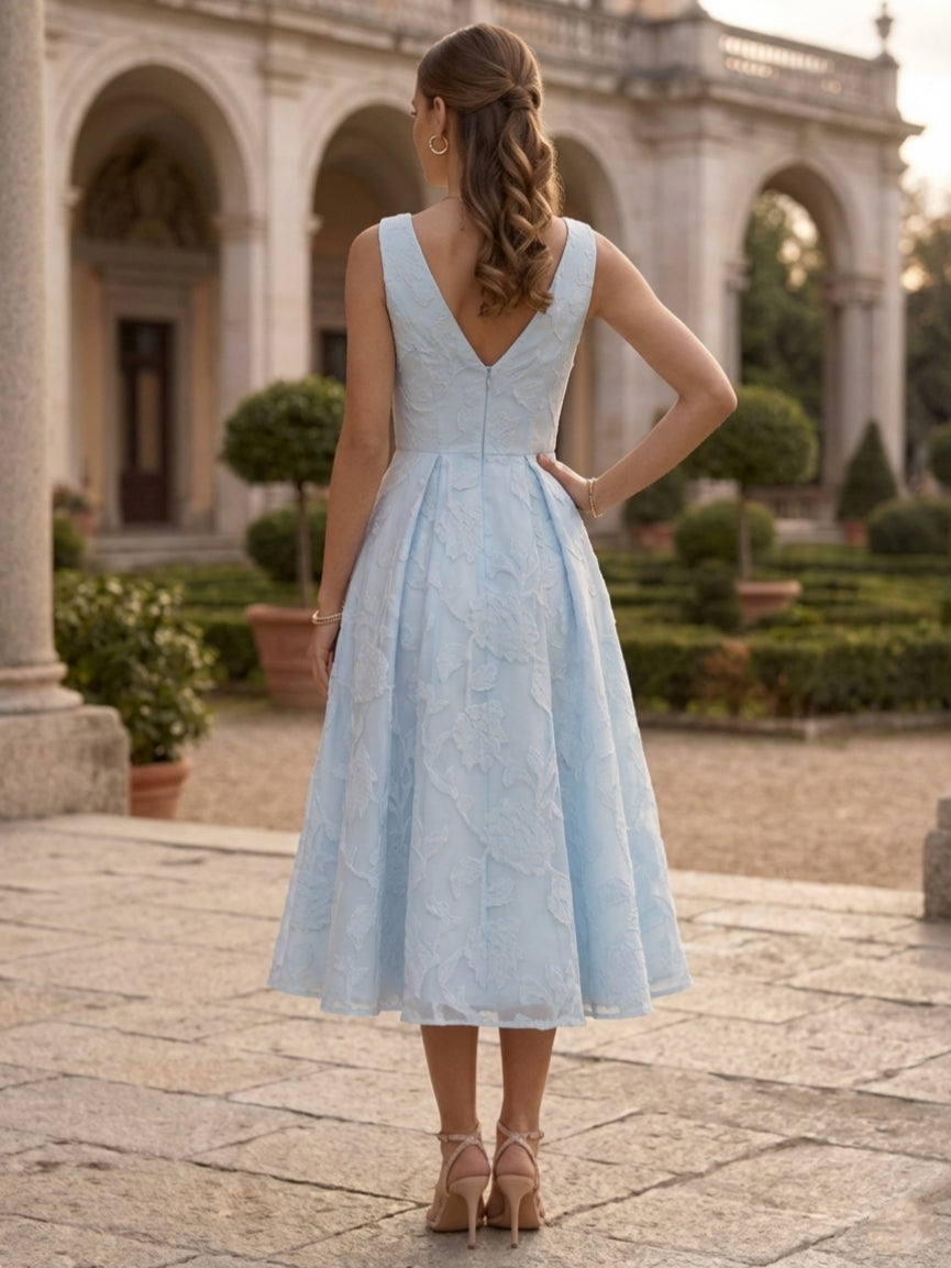 Elegant V-Neck Lace Floral Cocktail Dresses