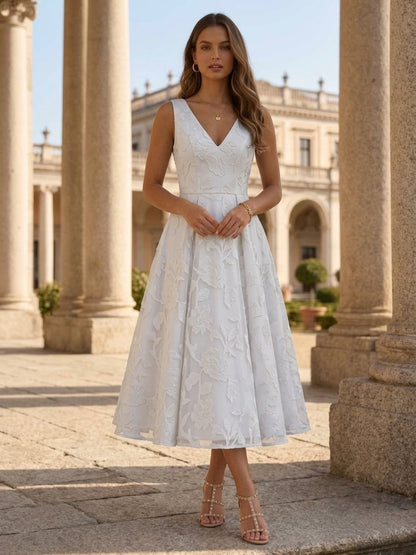 Elegant V-Neck Lace Floral Cocktail Dresses