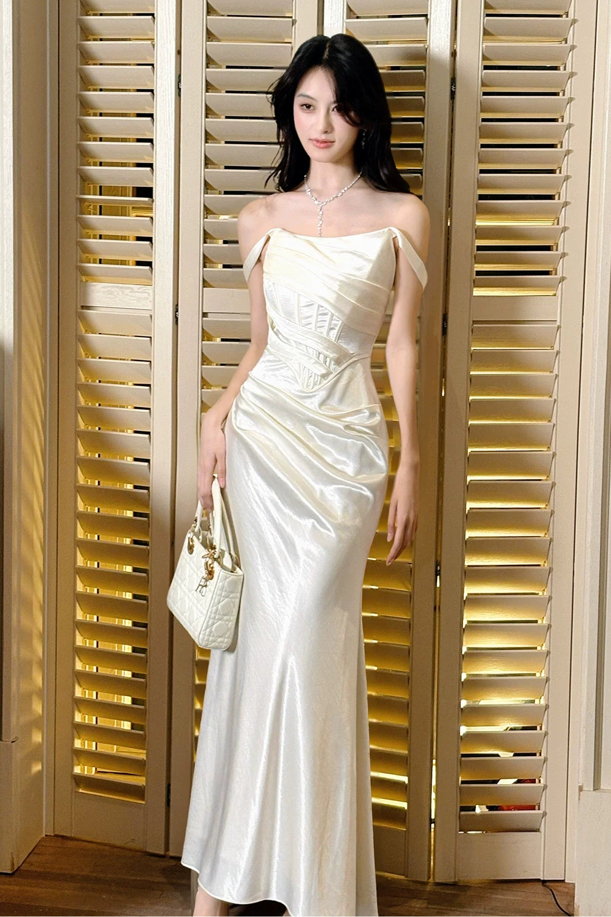 Simple Sheath Square Neck Satin With Pleated Prom Dresses