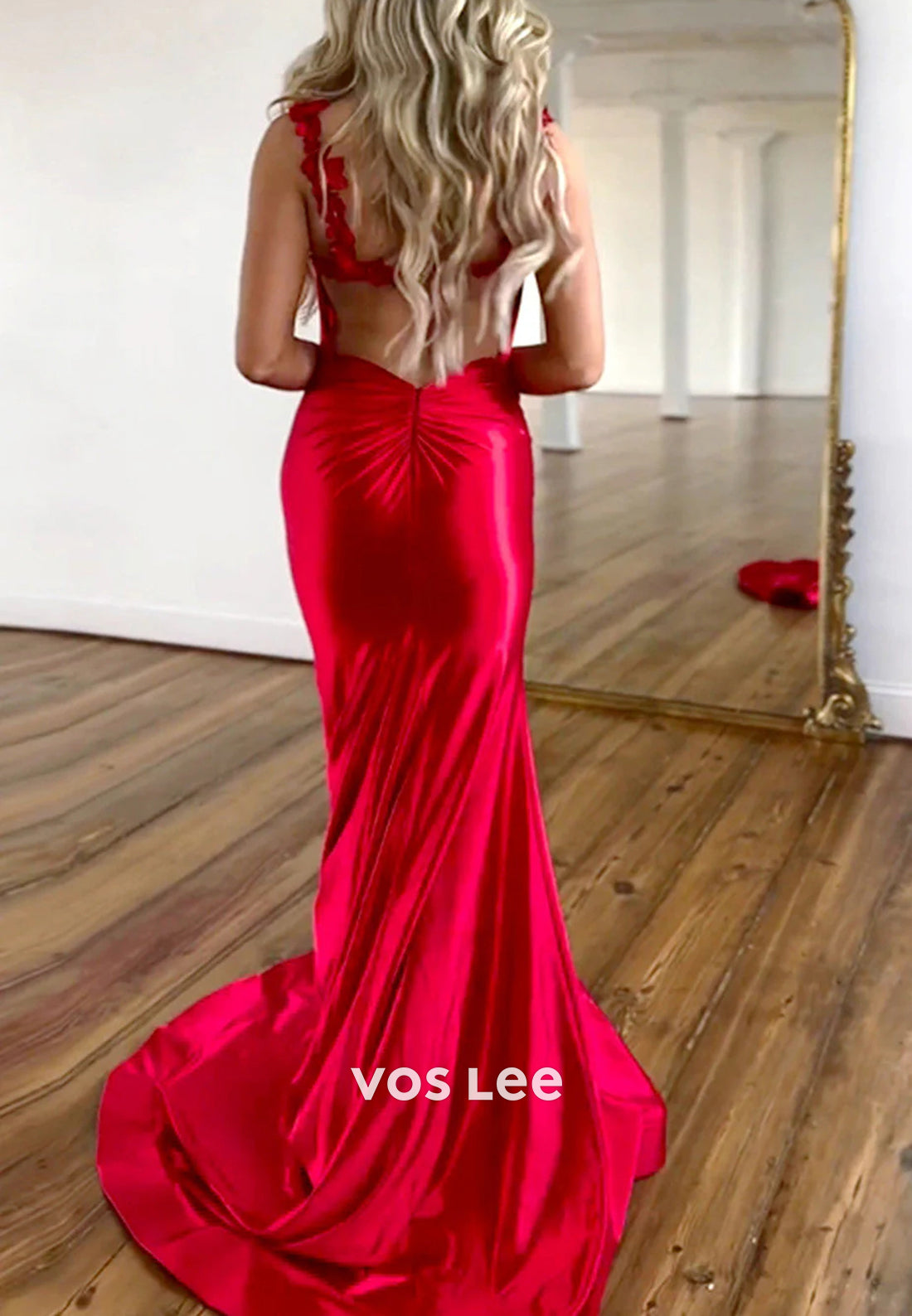 Elegant & Luxurious Spaghetti Straps Split Pleated Mermaid Prom Dresses with Court Train