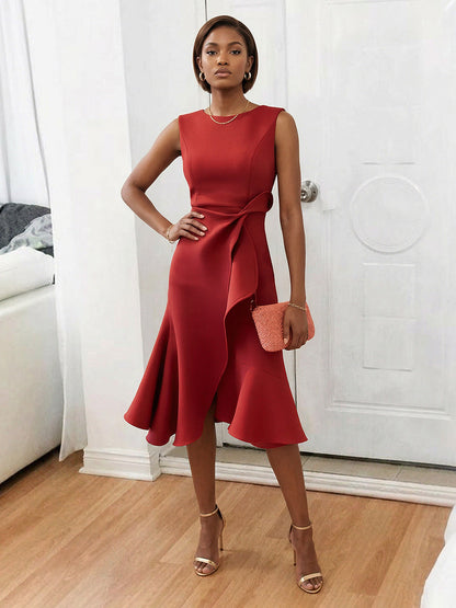 Elegant Scoop Neck Satin Tea-Length Cocktail Dress
