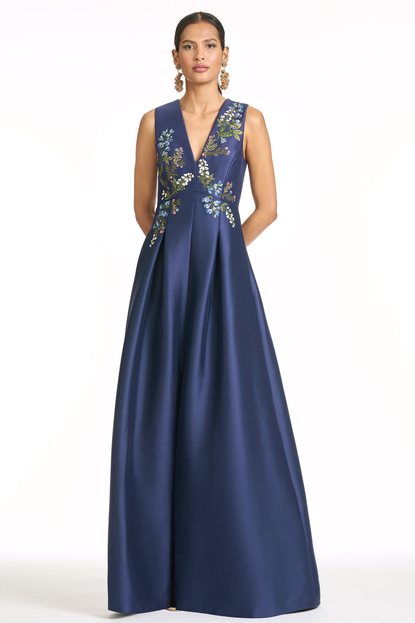 Navy Blue V-Neck Satin Evening Gown with Embroidery Appliqué