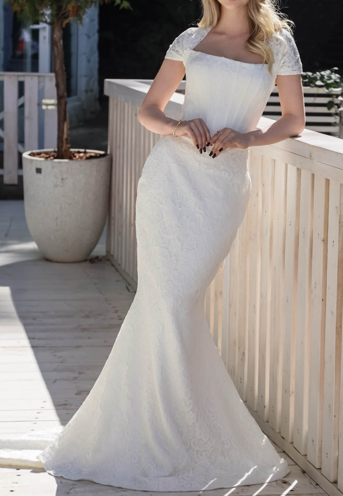 Short Sleeves Square Ruched Mermaid Wedding Dress