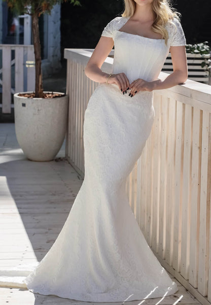 Short Sleeves Square Ruched Mermaid Wedding Dress