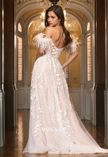 Luxurious Sweetheart Vintage Rose Feathers Prom Gown Lace Floor Length Stunning Party Dress