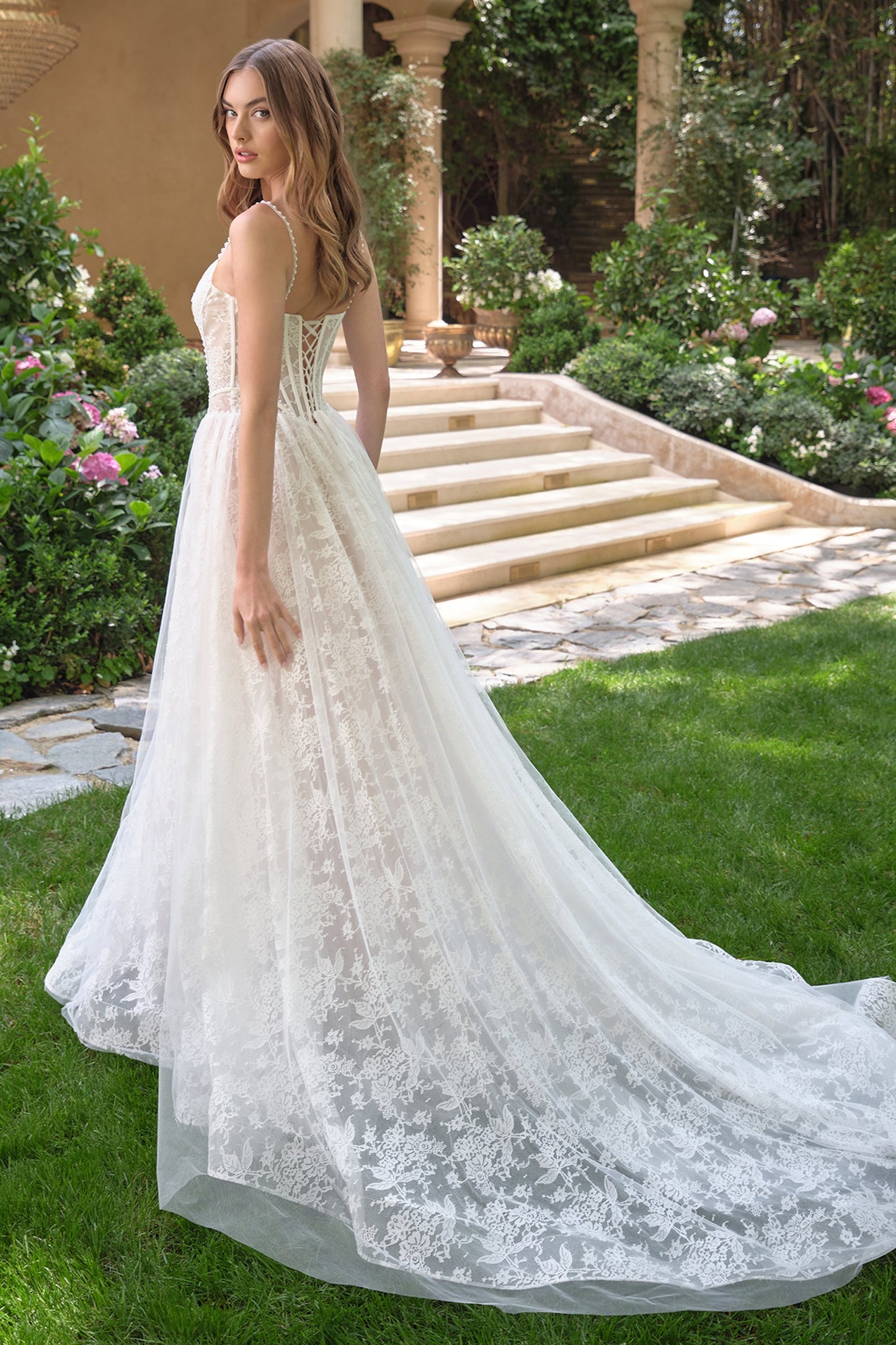Delicate Floral Lace Sleeveless A-line Long Wedding Dress