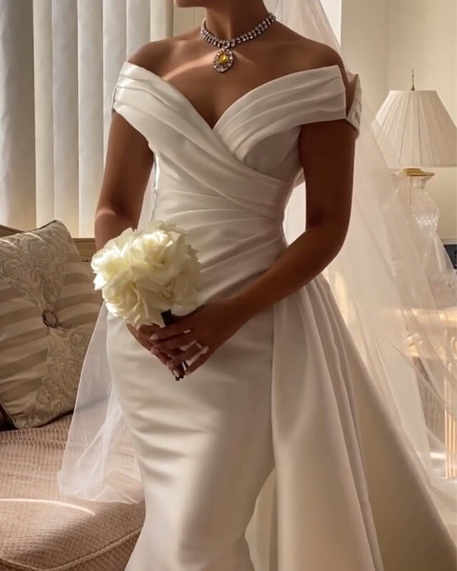 Mermaid Ruched Satin Wedding Dress Removable Skirt