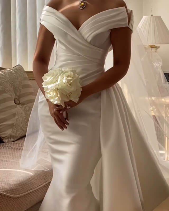 Mermaid Ruched Satin Wedding Dress Removable Skirt