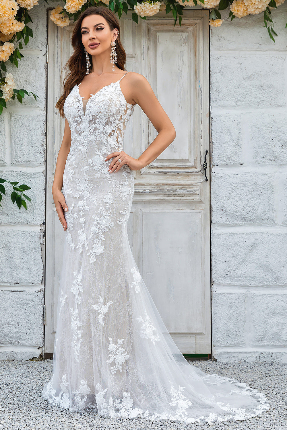 Charming Ivory Mermaid Lace Long Wedding Dress