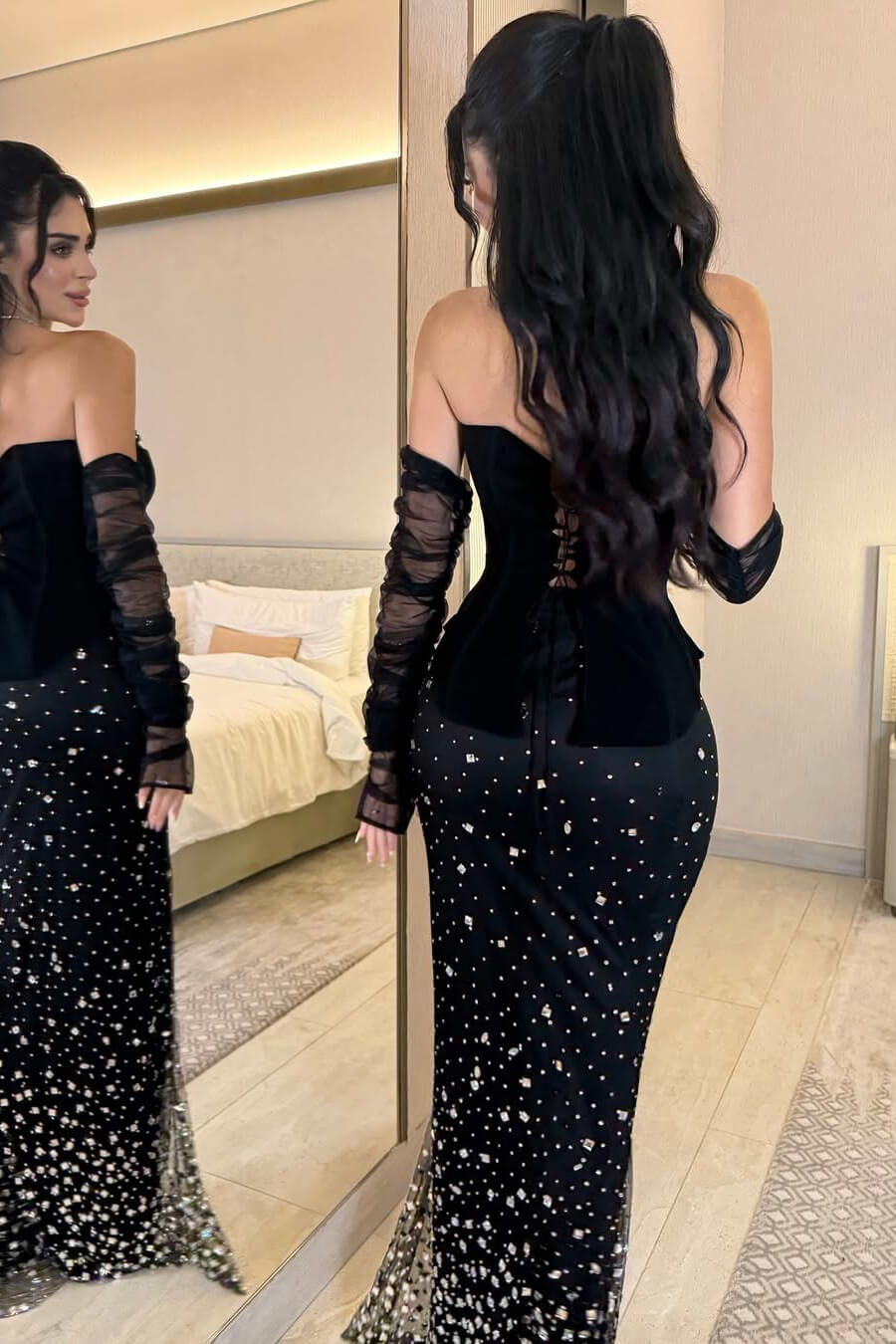 Black Sweetheart Mermaid Evening Dress Sleeveless With Crystals Lace-Up Back