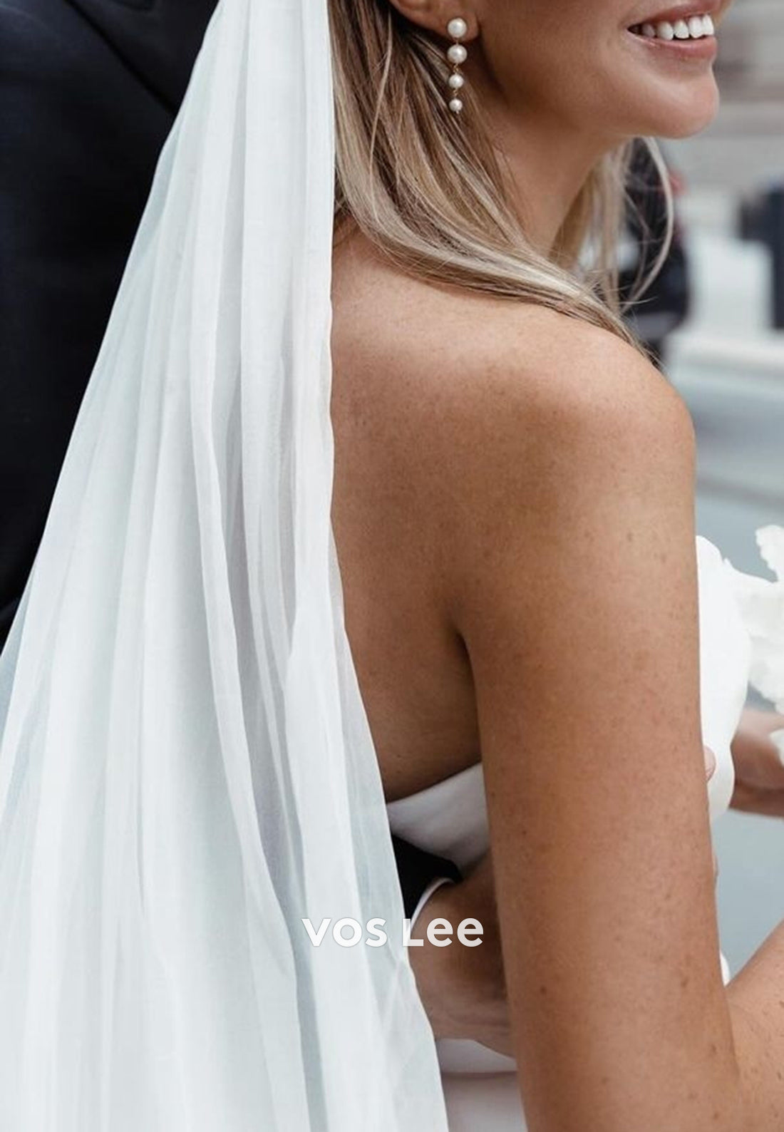 A-Line Strapless Beach High Split Pleated Wedding Dresses with Court Train