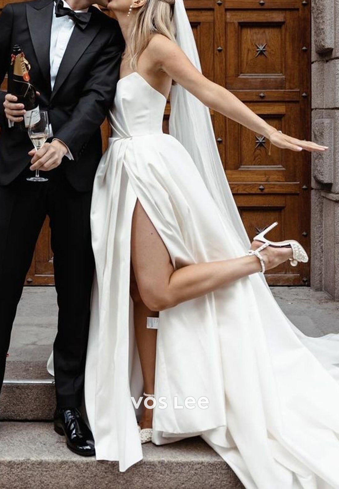 A-Line Strapless Beach High Split Pleated Wedding Dresses with Court Train