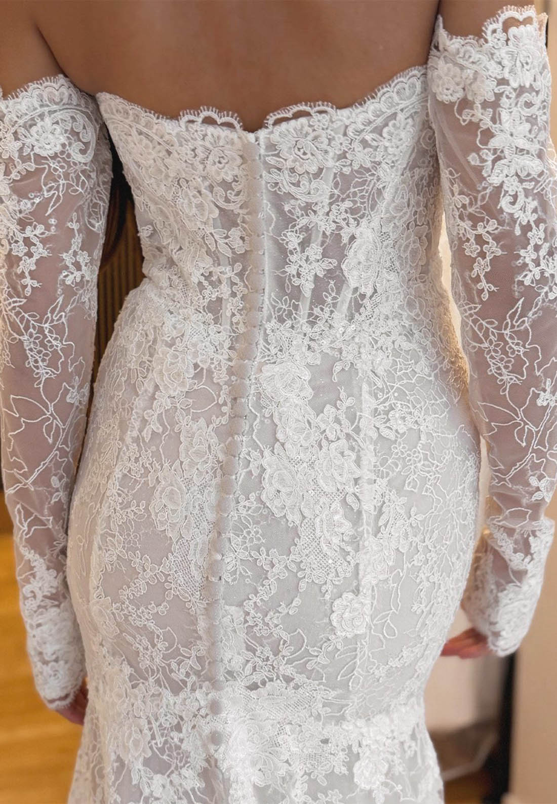 Off-the-Shoulder Lace Mermaid Wedding Dress
