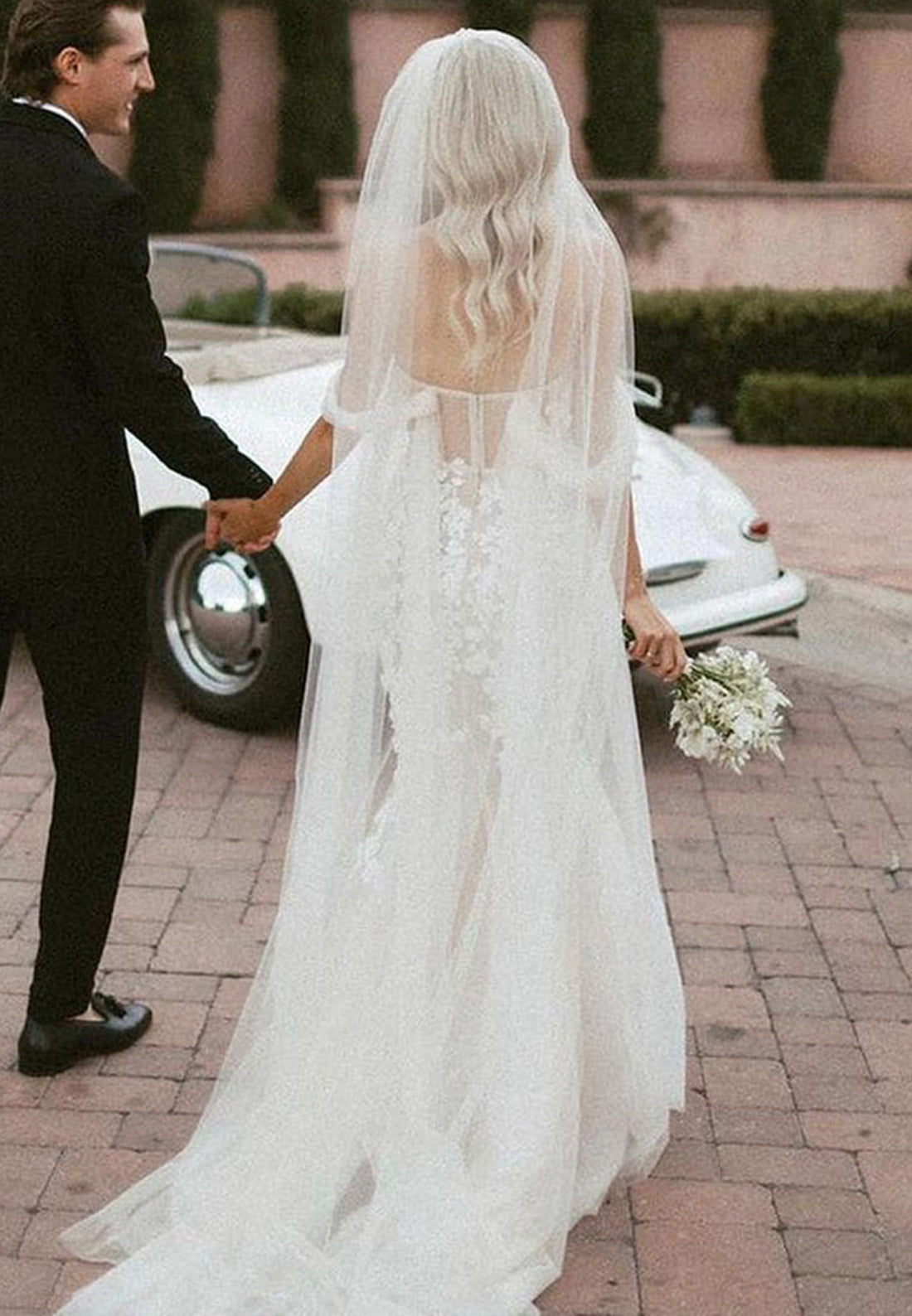 Off-the-Shoulder Lace Mermaid Wedding Dress