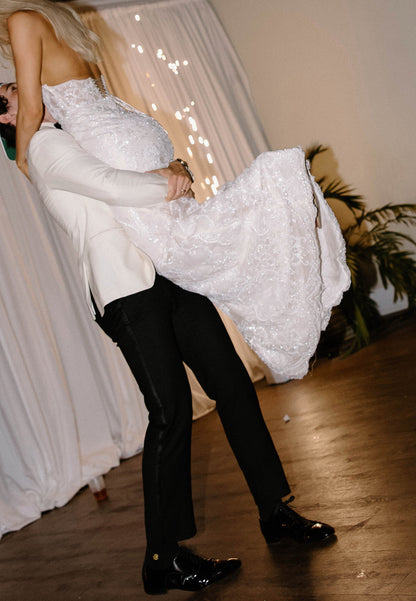Halter Plunging V-Neck Beaded Lace Wedding Dress