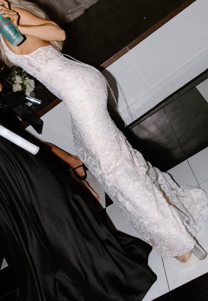 Halter Plunging V-Neck Beaded Lace Wedding Dress