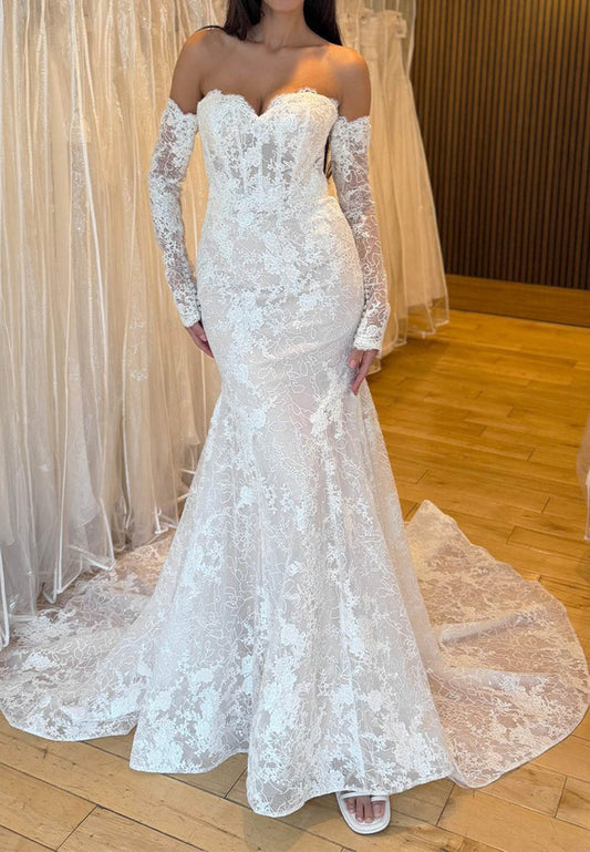 Off-the-Shoulder Lace Mermaid Wedding Dress