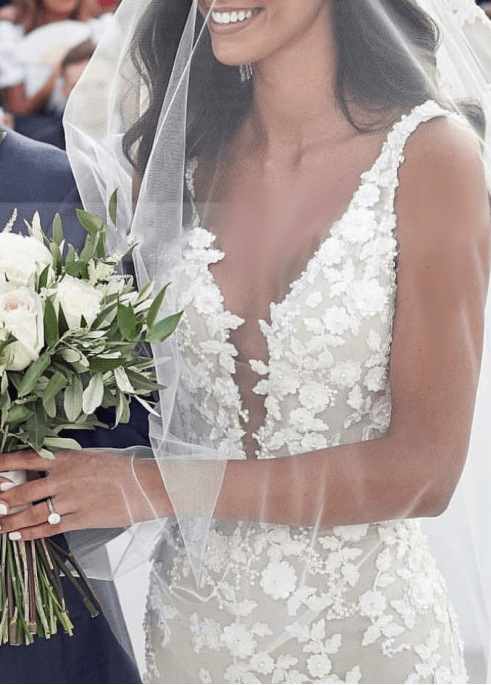 V-Neck Backless Floral Lace Appliques Wedding Dresses with Mermaid Train