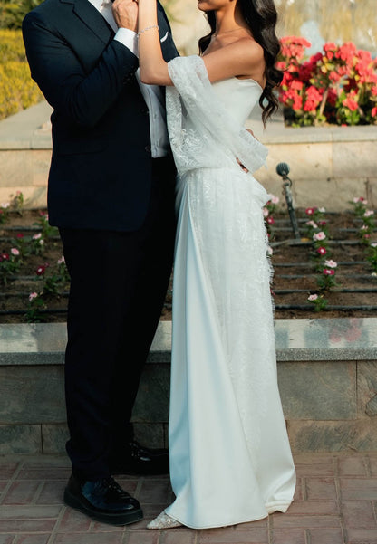 Sleeveless Strapless Ruched Satin Wedding Dress
