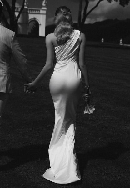 One Shoulder Sleeveless Ruched Wedding Dress