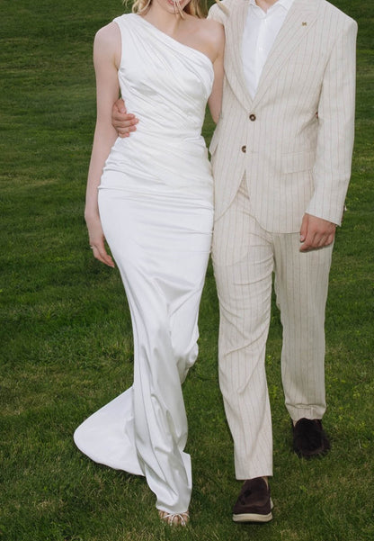 One Shoulder Sleeveless Ruched Wedding Dress