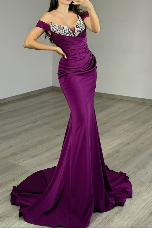 Elegant Mermaid Satin Off-The-Shoulder Prom Dress Sleeveless Sheath With Gem