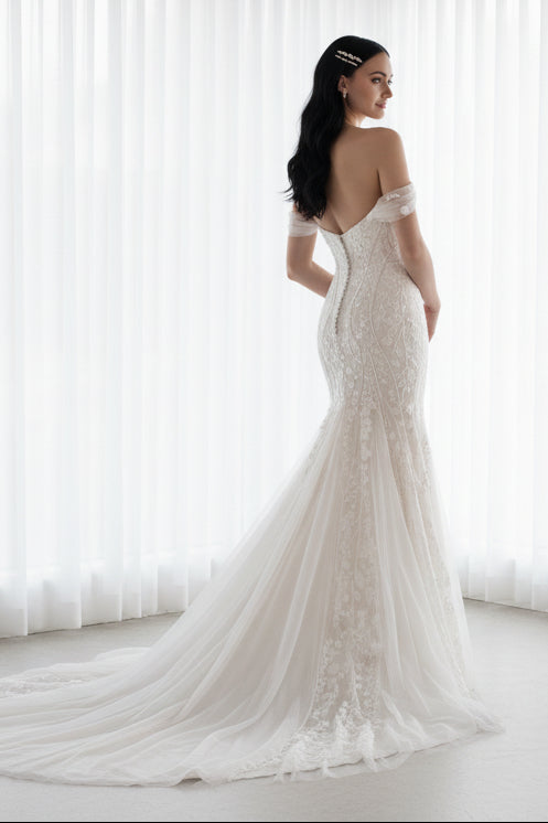 Off-the-Shoulder Sweetheart Lace Mermaid Wedding Dress | Sheer Tulle Train Bridal Gown