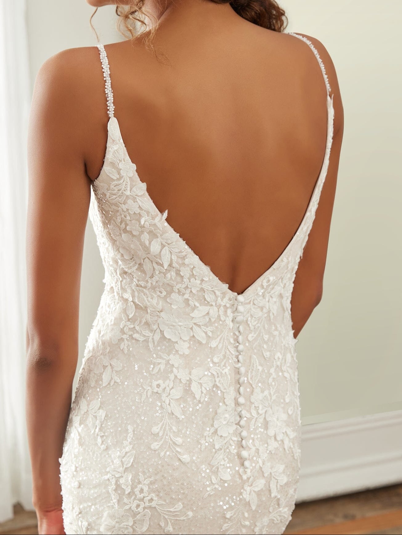 Sexy Deep V-Neck All-Lace Mermaid Gown | Minimalist Bridal Dress