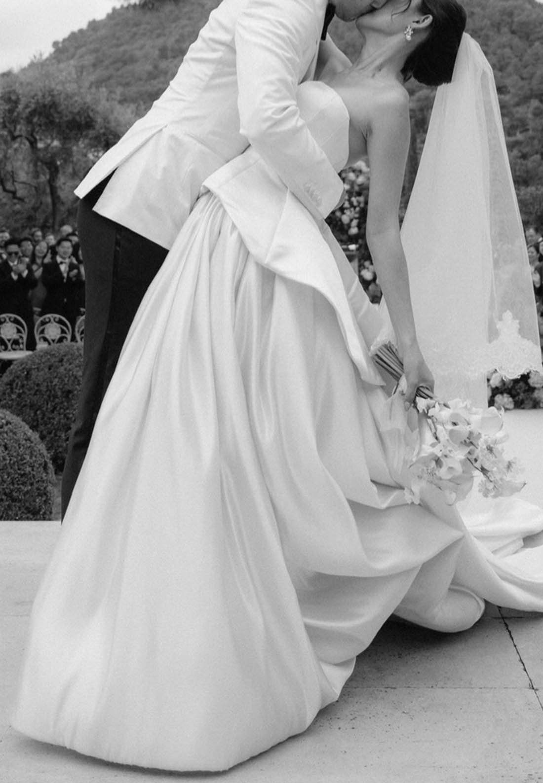 Simple Sleeveless Strapless Empire-Waist Wedding Dress