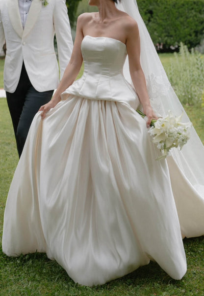 Simple Sleeveless Strapless Empire-Waist Wedding Dress