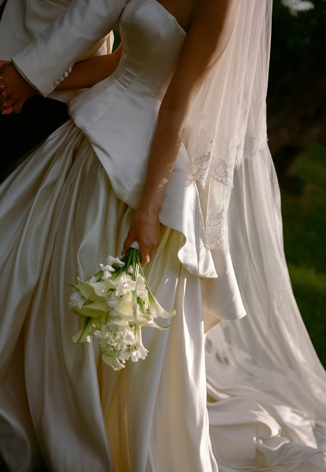 Simple Sleeveless Strapless Empire-Waist Wedding Dress