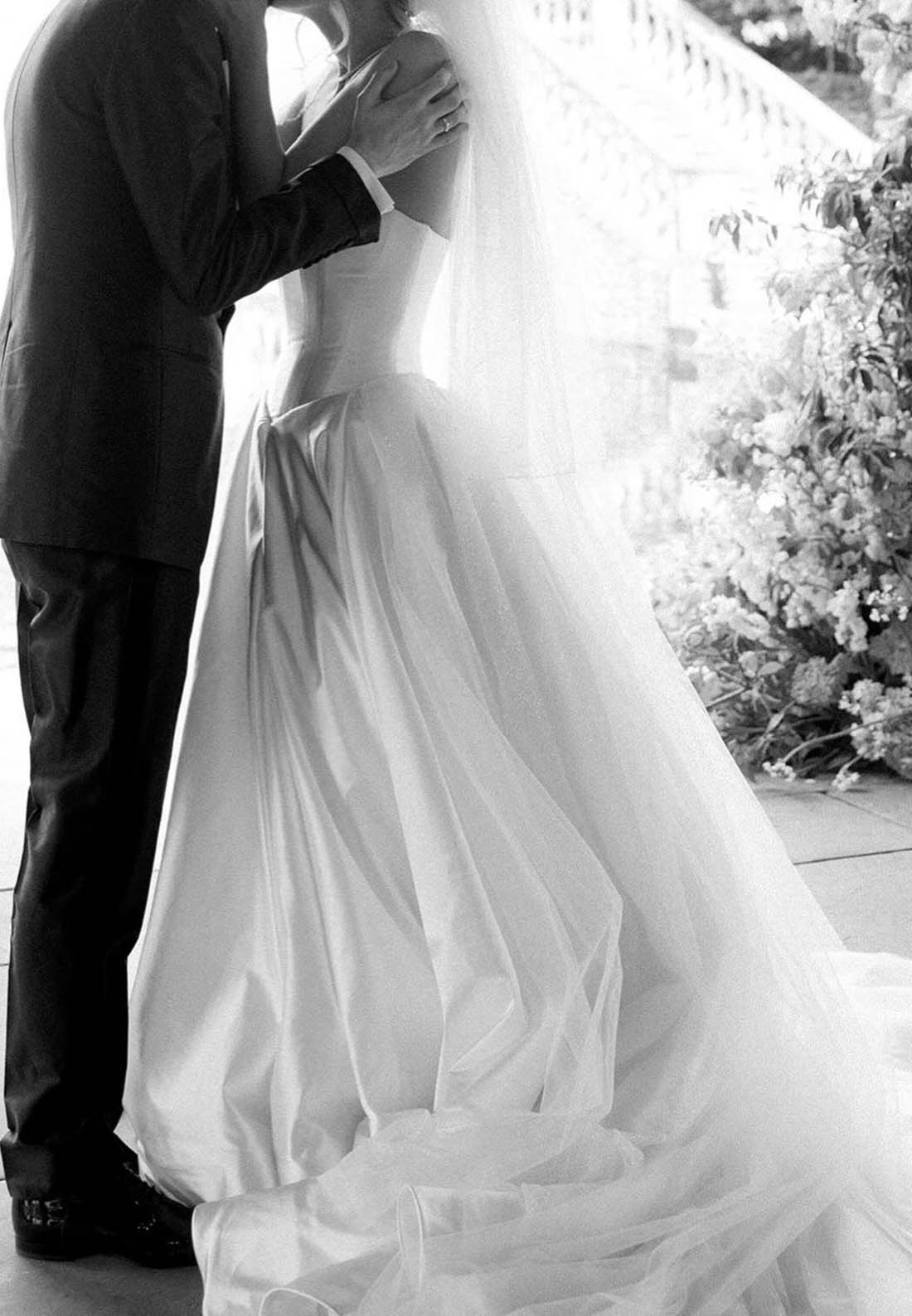 Simple Sleeveless Strapless Empire-Waist Satin Wedding Dress