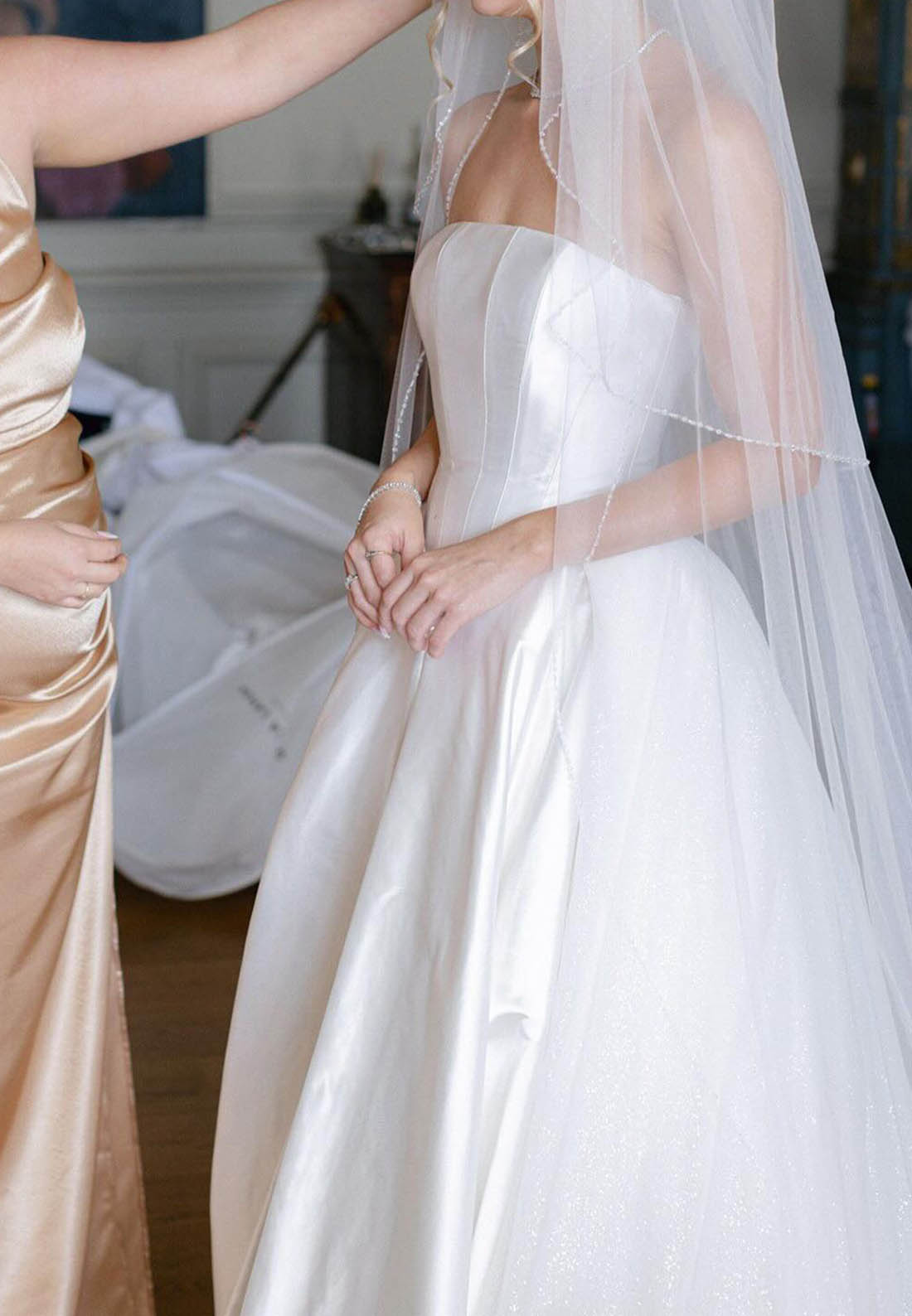Simple Sleeveless Strapless Empire-Waist Satin Wedding Dress