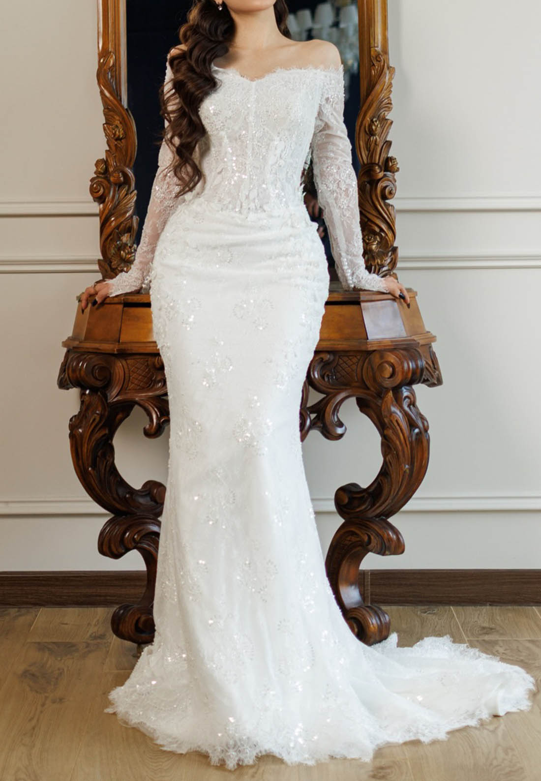 Long Sleeves Scoop V-Neck Mermaid Wedding Dress