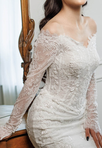 Long Sleeves Scoop V-Neck Mermaid Wedding Dress