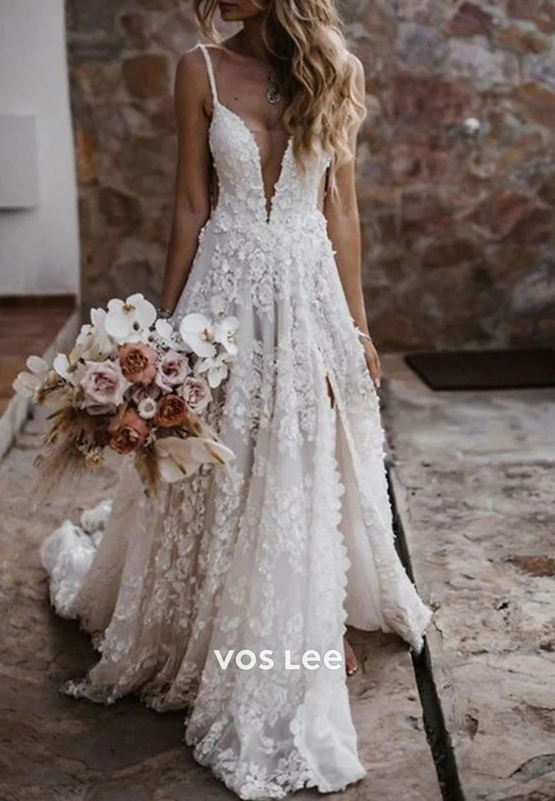 A-Line Spaghetti Straps V Neck Appliques Lace Wedding Dresses with Court Train