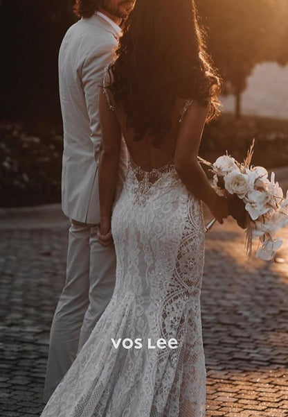 Spaghetti Straps V Neck Appliques Lace Rhinestone Pleated Mermaid Wedding Dresses