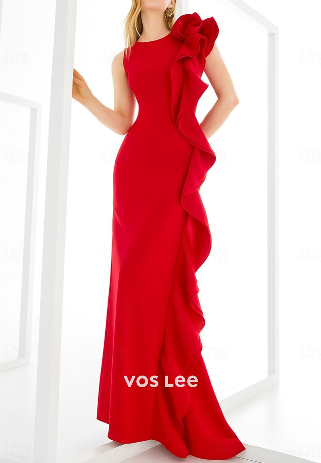 Elegant Red Scoop-Neck Sleeveless Evening Dress Ruffled Formal Gowns