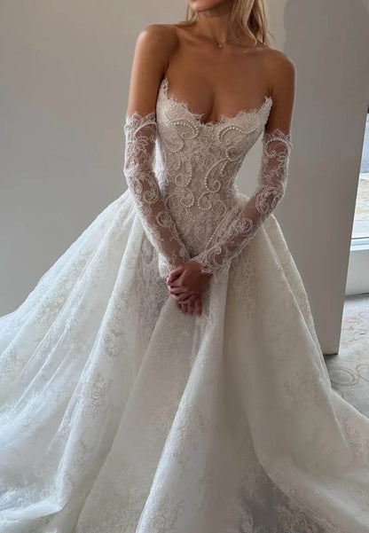A-Line Scoop Sleeveless Corset Lace Wedding Dress