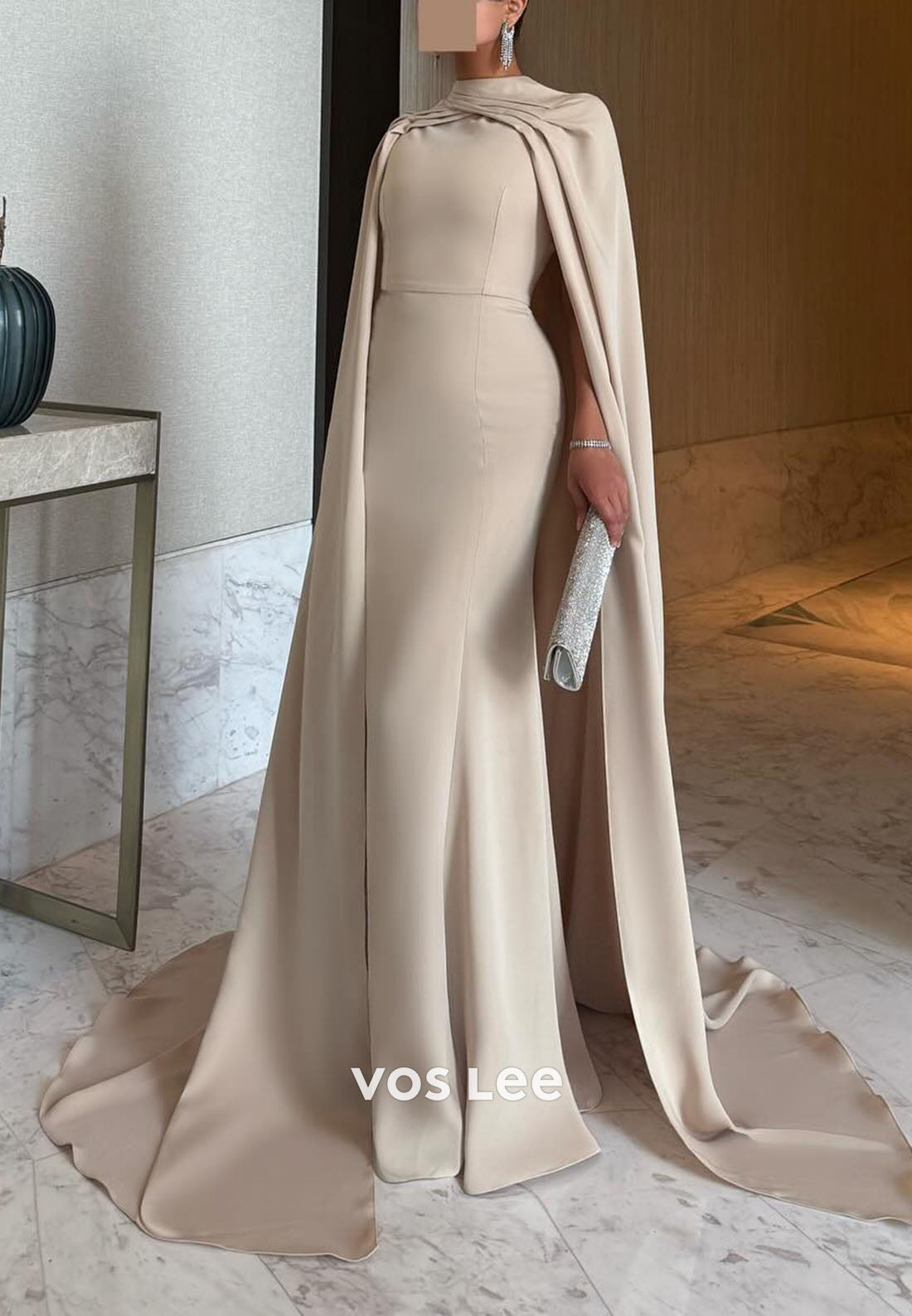 Elegant Mermaid Evening Dress With High Neck Overskirt