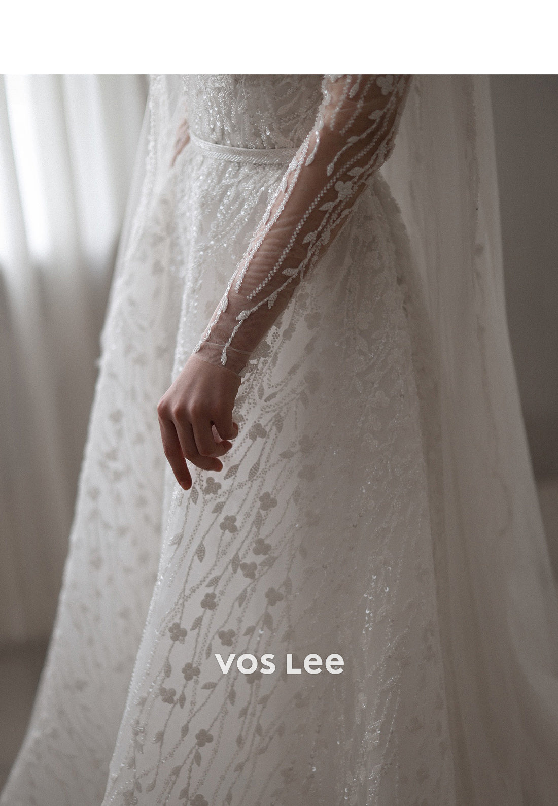 Long Sleeve A-Line Scoop Beading Embellished Wedding Dresses with Court Train