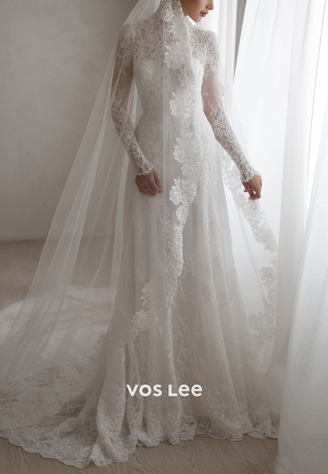 Modern Elegant High Neck Sheer Long Sleeve Lace Wedding Dress Bridal Gown