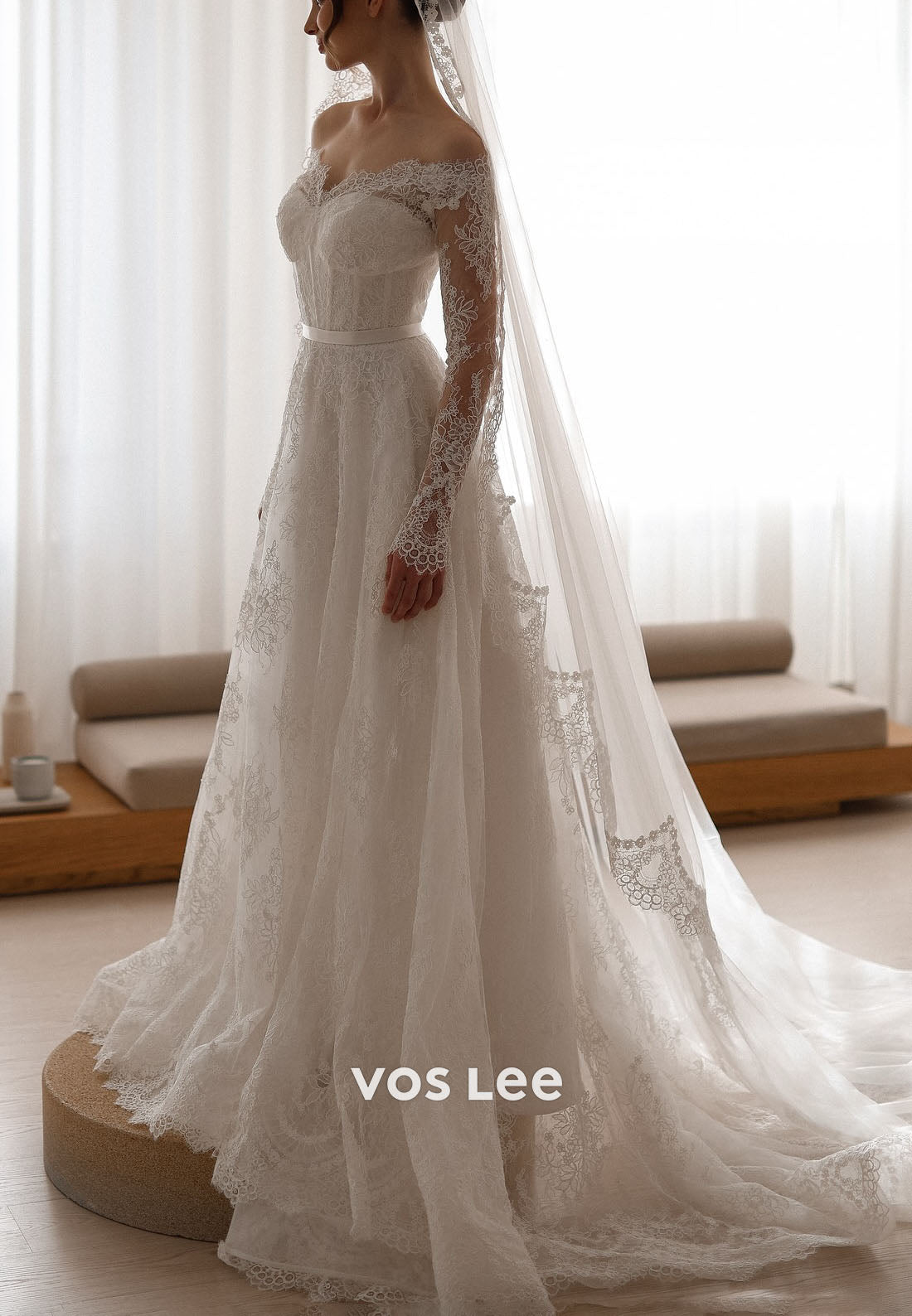 Off-the-Shoulder Lace Wedding Dress Long Sleeve Bridal Gown Wedding Dress for Timeless Brides