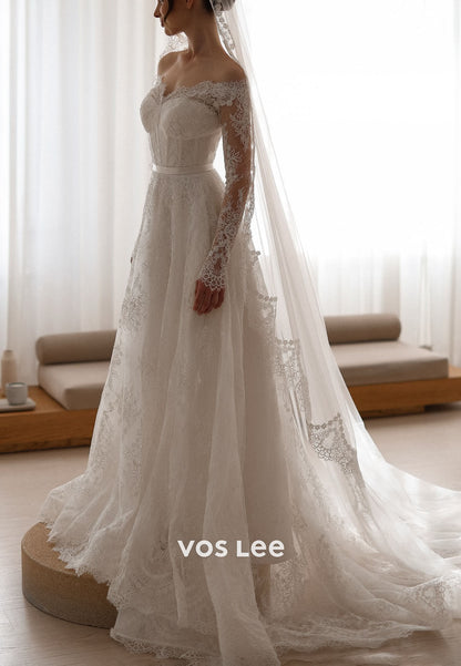 Off-the-Shoulder Lace Wedding Dress Long Sleeve Bridal Gown Wedding Dress for Timeless Brides
