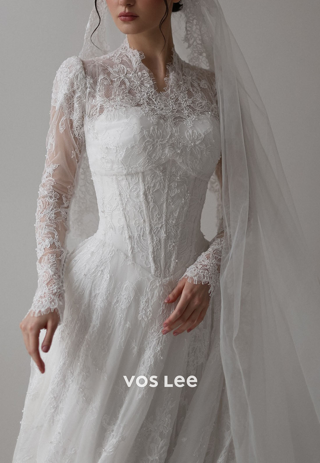 Elegant Long Sleeve V-Neck Appliques Lace Covered Button Beading Wedding Dresses