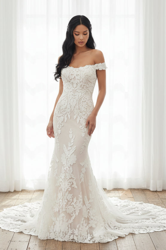 Romantic Vintage Off-the-Shoulder Mermaid Gown | All-Lace Slim Fit Bridal Dress