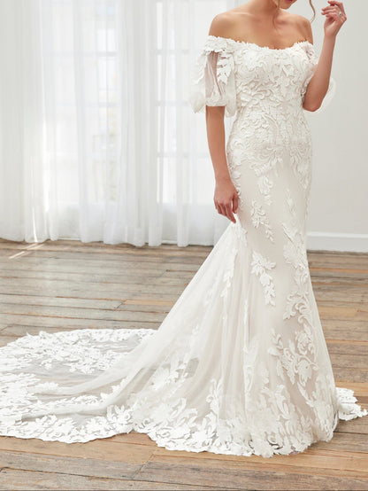 Romantic Vintage Off-the-Shoulder Mermaid Gown | All-Lace Slim Fit Bridal Dress